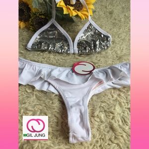 Brazilian Bikini by Gil Jung